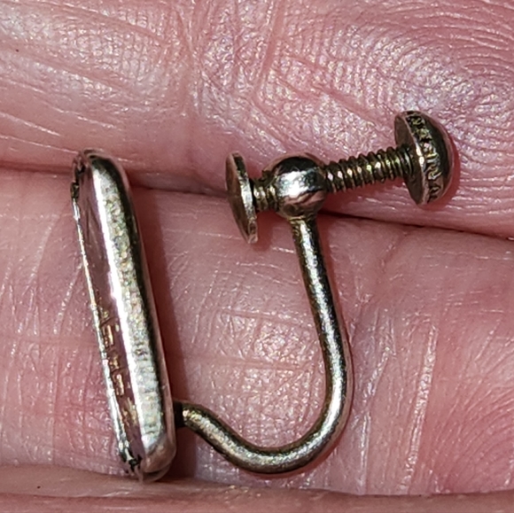 Vintage SIAM Screw-back Earrings - Picture 5 of 6
